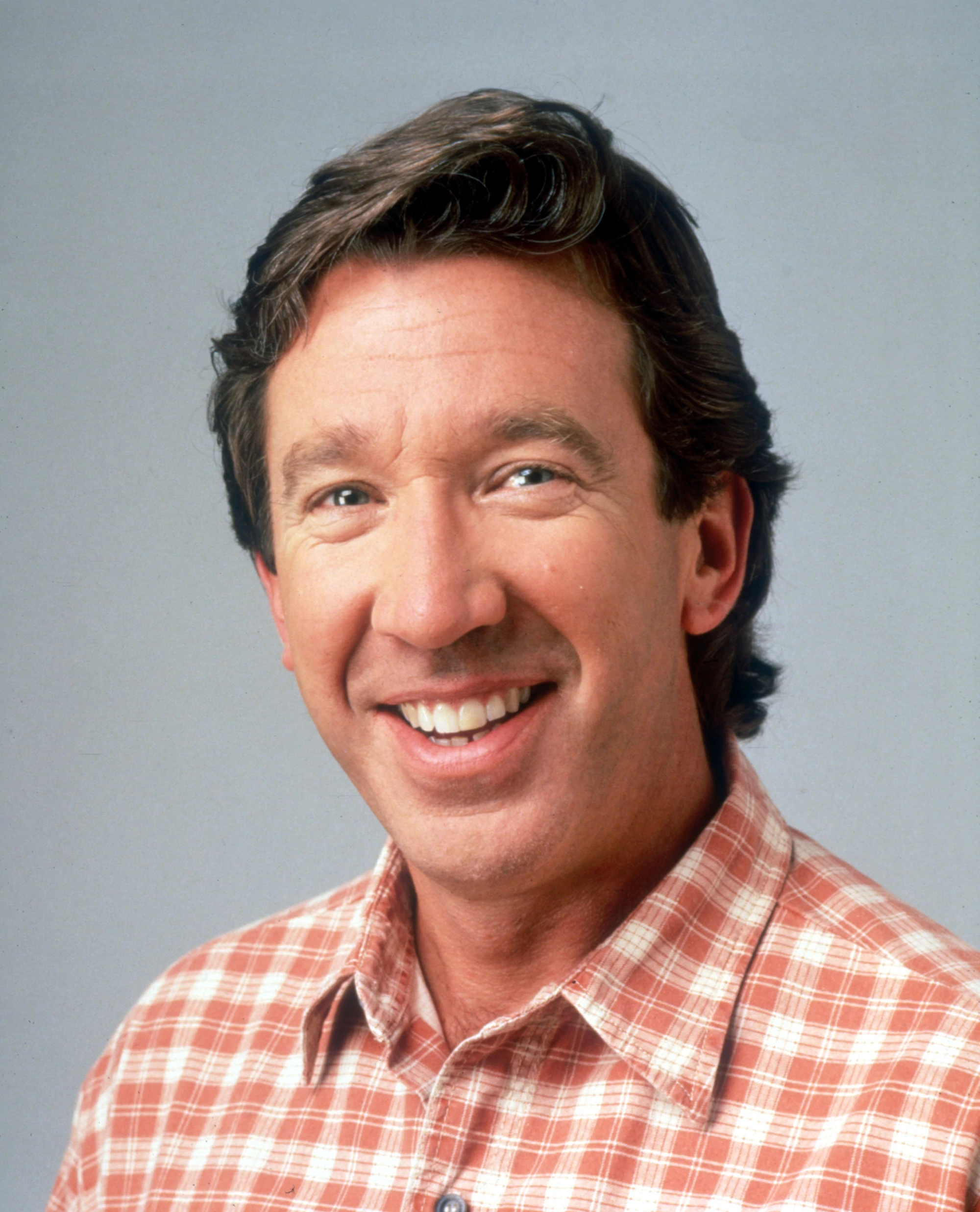 Tim Allen's yacht Michigan marina to close after gallons of fuel spill - Biography2Me